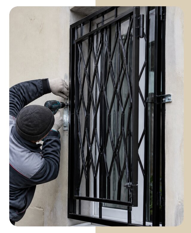 Монтаж открывающихся решеток в Петрозаводске по цене от 5583 р. | ДвериЛегко-Птр